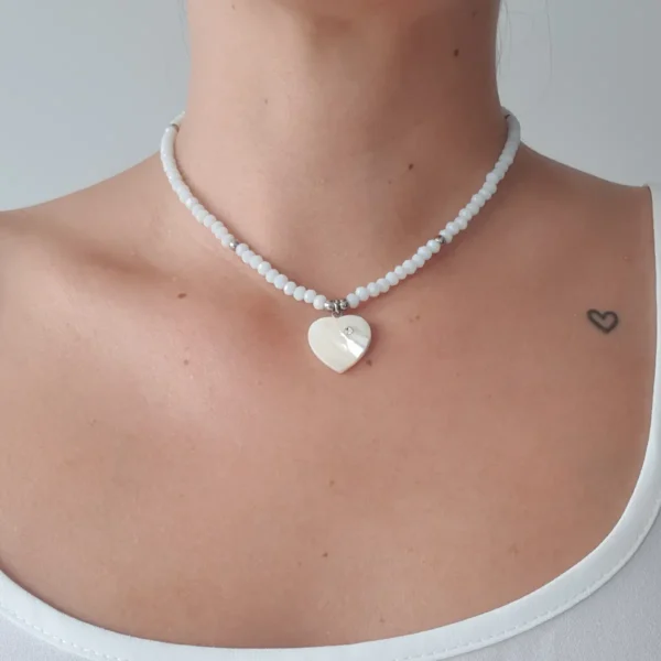 Choker White